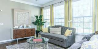 10564 Lakeline Mall Dr Gallery 1