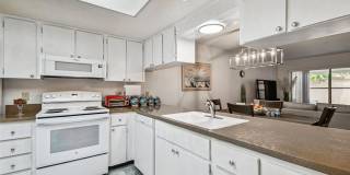 7433 GREYSTONE DRIVE Gallery 9