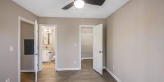 Spring Lakes Apartments Gallery 6
