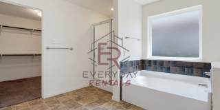 Beautiful 5 bedroom Gallery 11