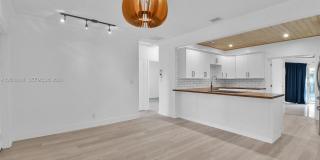 2217 SW 1st Ct Gallery 17