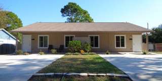 VERY WELL MAINTAINED FLORIDA SHORES 2BR 1BA DUPLEX FOR RENT Gallery 1