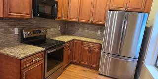 Perfect Apt: Modern, Sunny & Spacious!  Apt in The Perfect Location near BU Campus with Heat and Hot Water Included Gallery 1