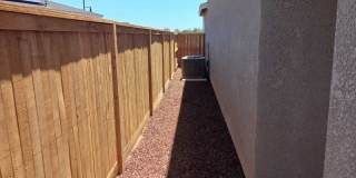 Spacious Home Located in Shafter! Gallery 21