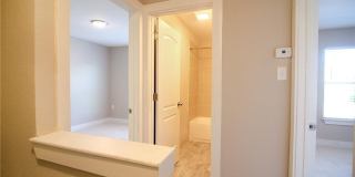 Updated 2-Story Townhome in Prime North Austin Gallery 14