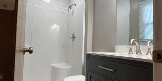 Recently Remodeled 3 Bed / 2 Bath near Mercy Hospital Gallery 17
