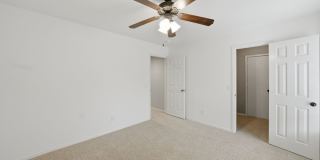 Spacious 4BR 4BA House in Tulsa Gallery 21
