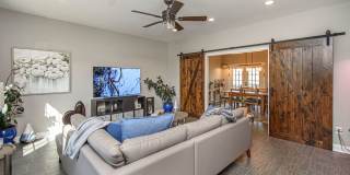 Spacious Home with Hot Tub, Fenced Yard and Solar Power Gallery 13