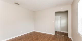 1857 West 24th Street Gallery 4