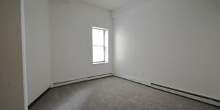 Straus Loft Apartments Gallery 11