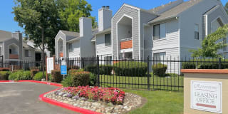 Riverstone Apartments Gallery 2