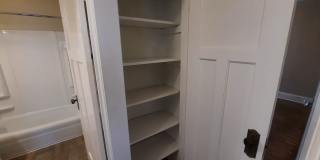 2 Bedroom, 1 Bathroom home with large garage Gallery 26