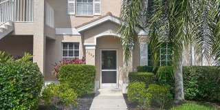 Beautifully furnished 2BR/2BA first-floor condo Gallery 34