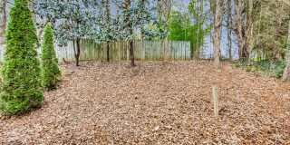 Single-family home in Kennesaw, GA near KSU, Town Center and Woodstock. Gallery 47