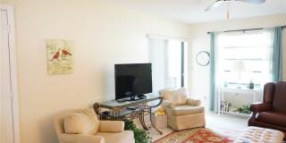 2102 HEREFORD DRIVE Gallery 4