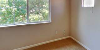 2 Bedroom Townhouse in Southwest San Jose with Garage Gallery 13