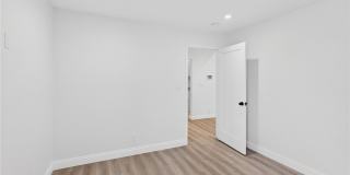 5270 Sepulveda Boulevard Gallery 12