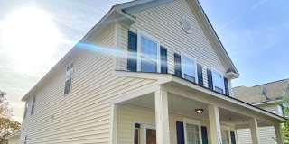 Charming Hampton Home Gallery 1