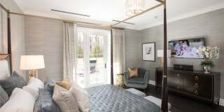 3000 Royal Court Gallery 16