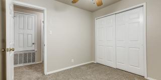 Charming 3/2/2 single-story home in highly desirable Westover Crossing Gallery 19