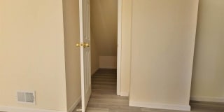 261 Wood Avenue Gallery 4