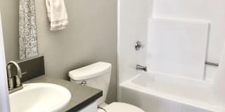 210 Garfield Gallery 5