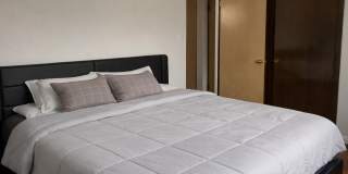 1706 W Jarvis Avenue Gallery 6