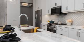 7600 Broadway Gallery 6