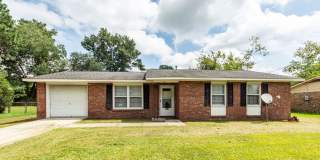 3 Bedroom, 1 Bathroom Home in Woodside Manor - Ladson Gallery 1