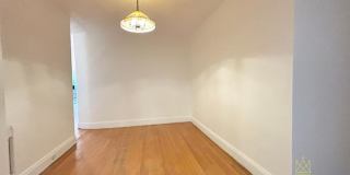 455 Washington St. Gallery 10