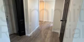 556 Oak Street Gallery 1
