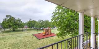 Crossings at Midtown Gallery 32