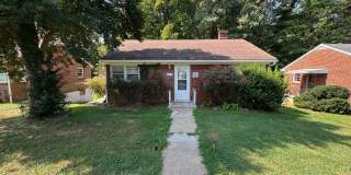 One Level Ranch with New Floors Gallery 1