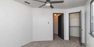 Ridgeway Townhomes on Burnham Drive Gallery 31