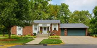 Carriage House West Gallery 23