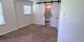 Midtown Charmer 2 Bed 2 Bath! Gorgeous Updates! Gallery 17