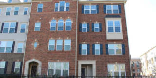 5221 SABLE Court Gallery 1