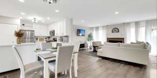 379 Sandhurst Circle Gallery 4