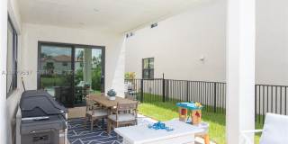 11826 SW 13th Ct Gallery 45