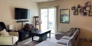 Great West-Side Duplex w/ Two-Car Garage Gallery 4