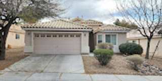 4 bedroom in gated community Gallery 1