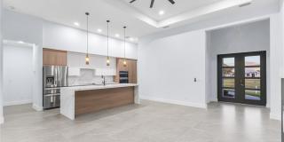 142 SW 33rd Place Gallery 5