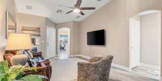 GORGEOUS 3 BEDROOM 2 BATH HOME Gallery 12