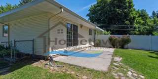 Spacious 4 Bedroom 2 Bath Duplex Unit in Hayden Gallery 28