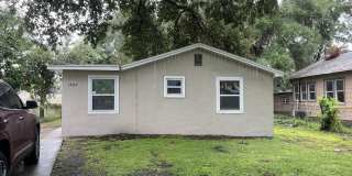 3-Bedroom Home with Functional Layout in St. Petersburg 3-Bedroom Home with Functional Layout in St. Petersburg Gallery 1