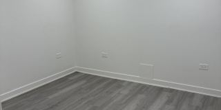 8106 S Langley Avenue Gallery 10