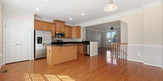 Large Townhome in Wormans Mill! Gallery 17