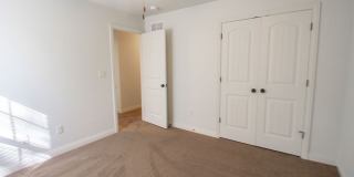 Spacious 4 BDR Duplex Gallery 30