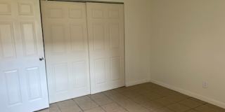 8376 Anthony Wayne Ave Gallery 8