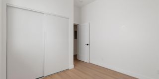 10558 Encino Avenue Gallery 11